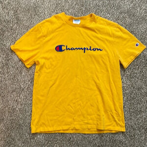 🩵Men’s yellow champion t shirt